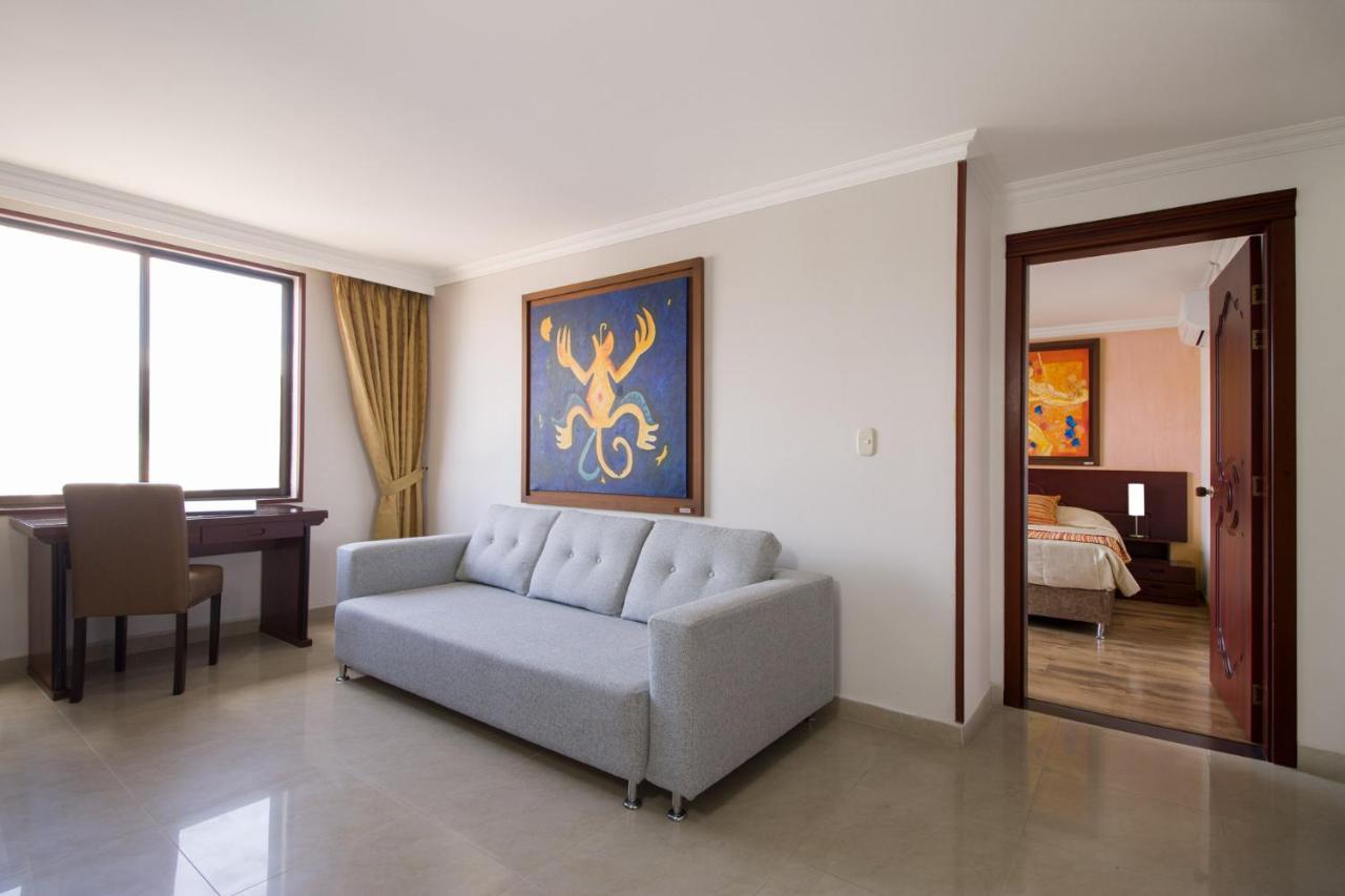 Hotel Luxor 3*